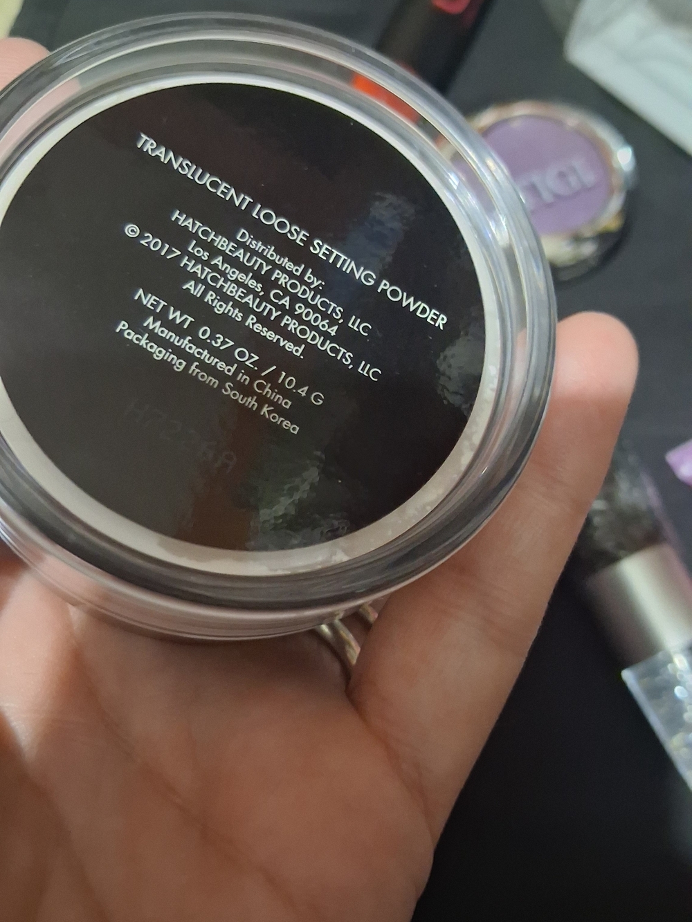 KRISTOFER BUCKLE Translucent Loose Setting  Powder